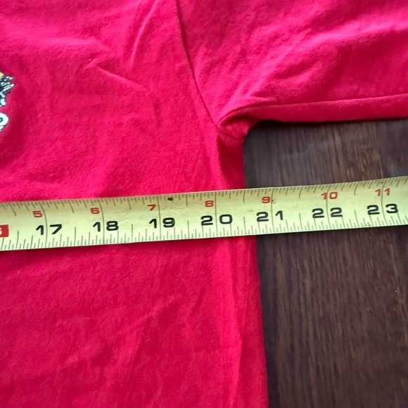 Hanes Red Short Sleeve Tee with Graphic Design - Picture 5 of 5